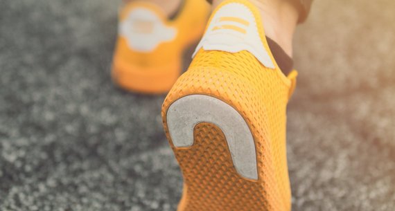 Gelbe Sneakers 